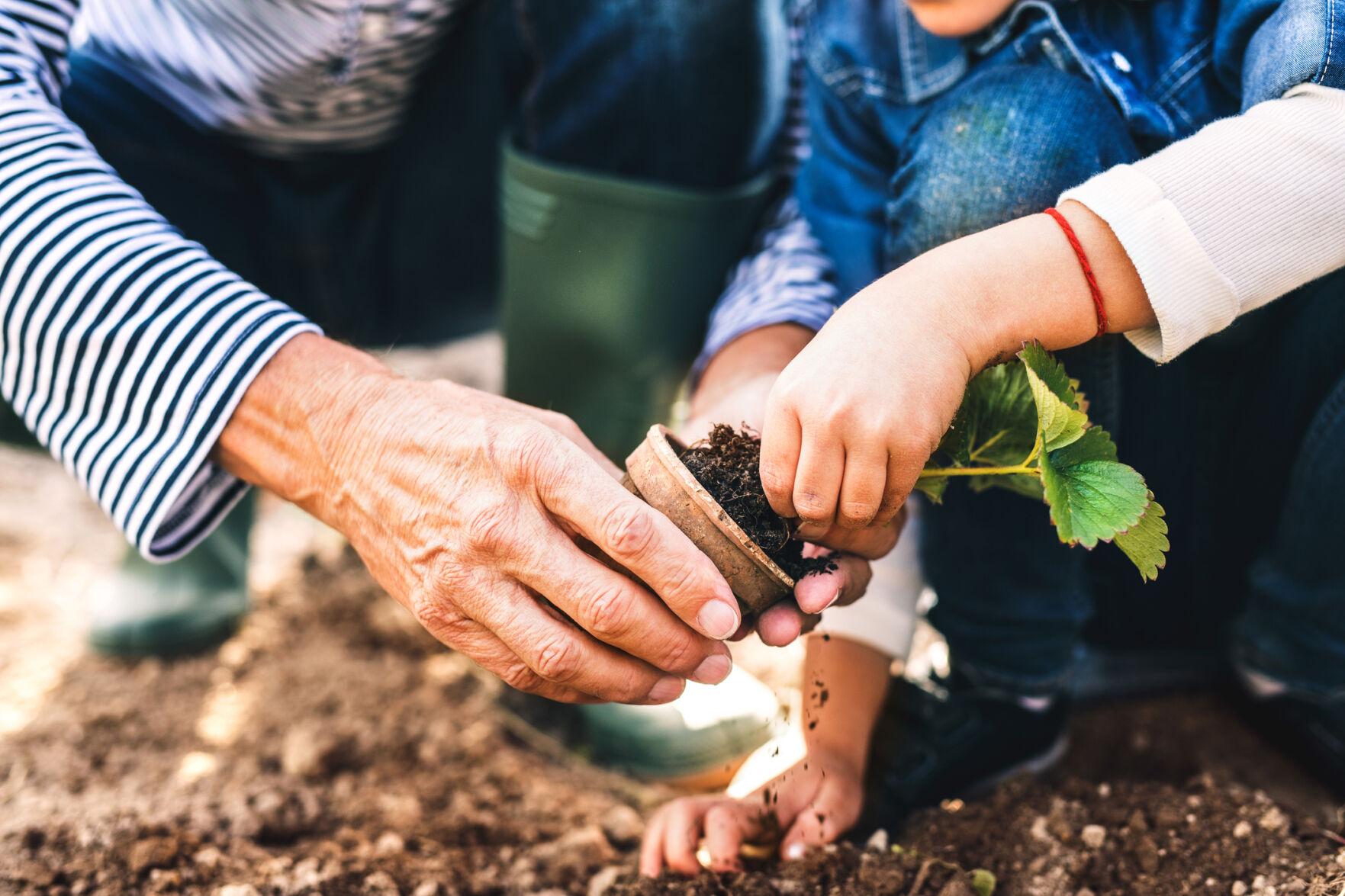 3 Ways Companies Could Offer More Father Friendly Policies That Will Help Women