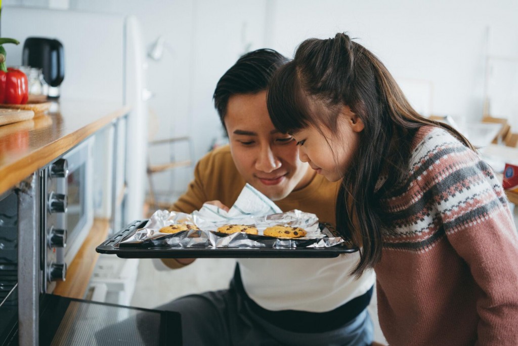 3 Ways Companies Could Offer More Father Friendly Policies That Will Help Women