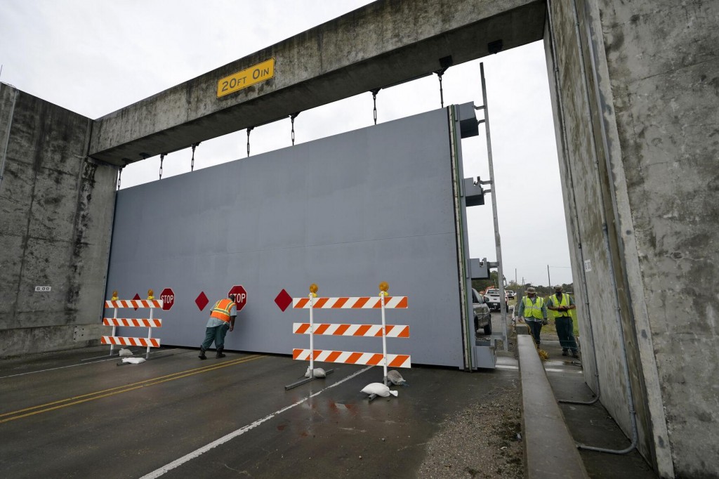 Analysis: Louisiana Weighs Hefty Borrowing To Pay Levee Debt