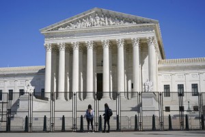 Court Leans Toward Tribal Police In Traffic Stop And Search