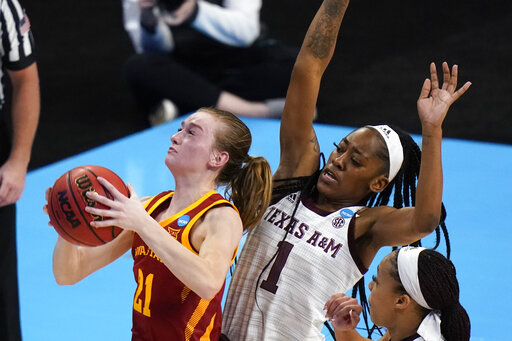 Nixon Buzzer Beater In Ot Lifts A&m Over Iowa State 84 82