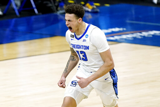 No. 5 Creighton Beats 12th Seeded Ucsb 63 62 With Clutch Fts