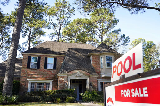 Hot Housing Market Fuels A Rise In Homeowners’ Equity