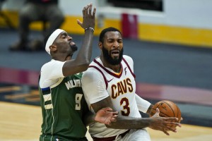 Cavs Buy Out Drummond, Center Eyes Signing With Contender