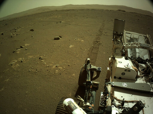 Mars Rover Sends Back Grinding, Squealing Sounds Of Driving