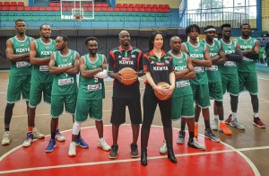 Liz Mills Takes Big Step For Female Basketball Coaches