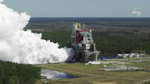 Nasa Completes Engine Test Firing Of Moon Rocket On 2nd Try