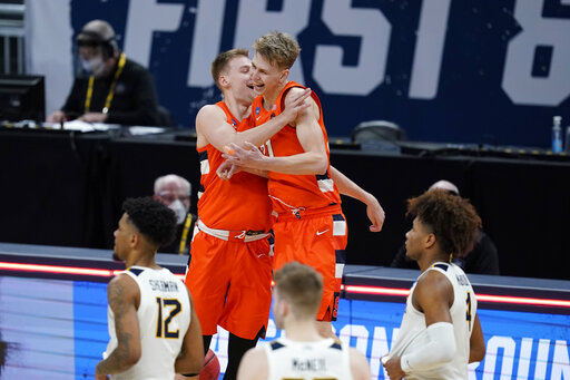Buddy Boeheim Gets Dad Back To Sweet 16 As Syracuse Tops Wvu