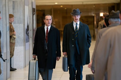 Review: In ‘the Courier,’ Cumberbatch Is An Everyman Spy