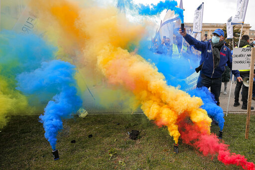 Romanian Police Protest Cutbacks, Poor Conditions