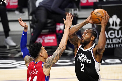 Leonard Leads Clippers Past 76ers In Rivers’ First Game Back