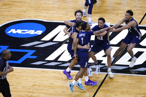 Again, Syracuse Makes Sweet 16 As Double Digit Seed