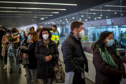 Spaniards Line Up For Astrazeneca Amid Concerns Over Vaccine