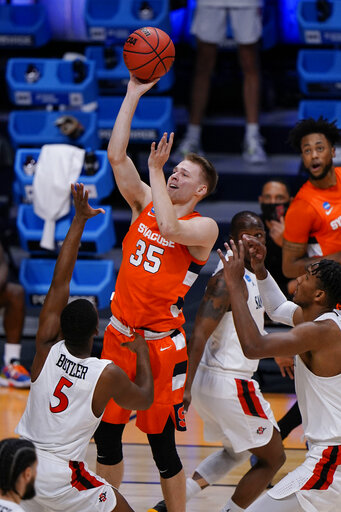 Boeheim Pours In 30, No. 11 Seed Orange Rout Aztecs 78 62