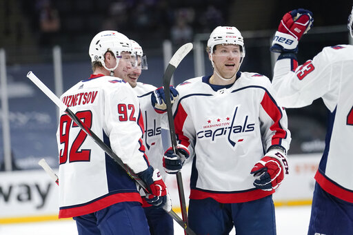 Capitals Dominate Islanders 6 3 To Stay In 1st In East