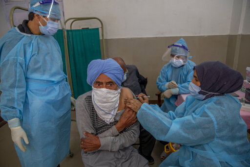 India Adds Another 375k Virus Cases, Tries To Vaccinate More