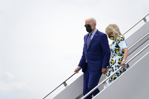 Biden And Carter, Longtime Allies, Reconnect In Georgia