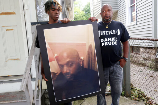 Grand Jury In Daniel Prude Death Voted 15 5 To Clear 3 Cops