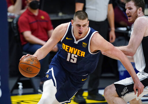 Jokic Leads Nuggets To 8th Straight Win By Beating Spurs