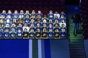 Nhl Could Adjust Playoffs For Travel Restrictions In Canada