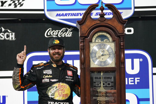 Truex Outlasts Teammate Hamlin To Win Again At Martinsville