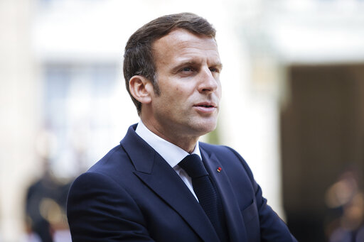 France’s Cafes, Restaurants Terraces To Reopen Next Month