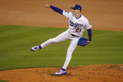 Padres Hold Off Dodgers 3 2 In Resumption Of Socal Rivalry