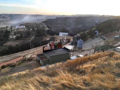 North Dakota Tourist Town Evacuated Because Of Wildfire