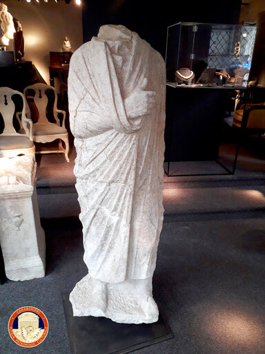 Off Duty Italy Art Cops Find Looted Statue In Belgian Shop