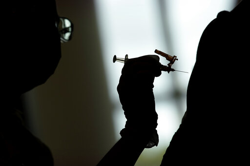 Us Officials: Anxiety Drove Vaccine Reactions In 5 States