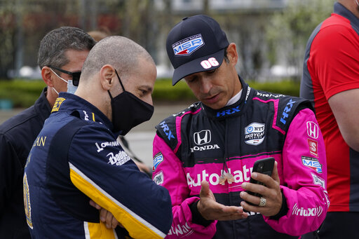 Castroneves Starts Getting Acclimated To New Team, Color