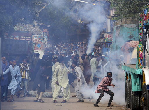 Pakistan Parliament To Consider French Envoy’s Expulsion