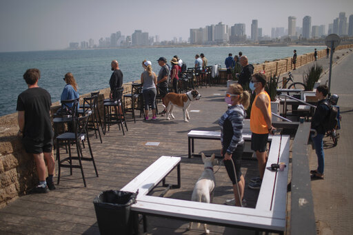 Israelis Stand Silent As Holocaust Day Marked With Siren