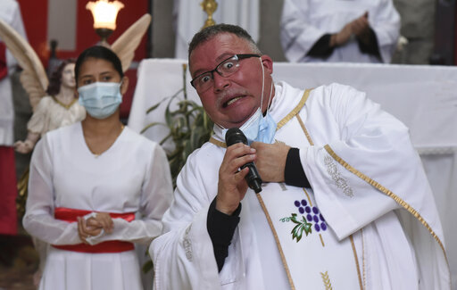 Costa Rica Priest Sings Public Health Message Amid Pandemic