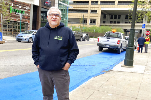 Detroit Pizza Man Paints Street, Tries To Save People Dough