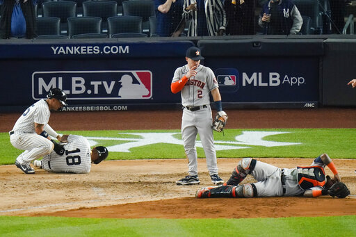 Salty Fans, Hot Astros Greet Astros In Return To Bronx