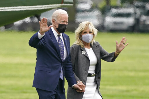 Ap Source: Biden Lifting Trump Refugee Cap After Delay