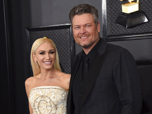 ‘voice’ Stars Gwen Stefani, Blake Shelton Wed In Oklahoma