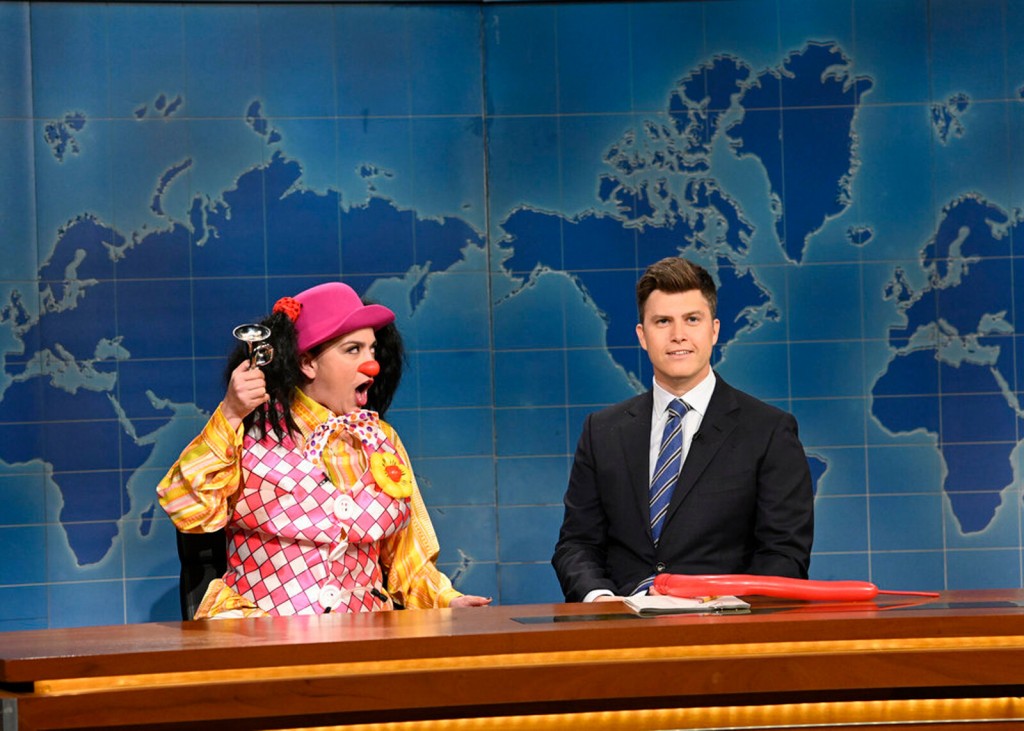 ‘snl,’ Often Lamented By Critics, Draws Rave Reviews Thanks To Cecily Strong
