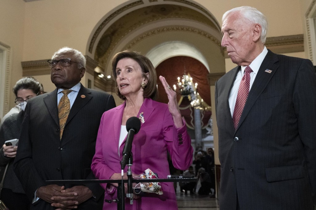 House Passes $1 Trillion Bipartisan Infrastructure Bill, Sends Measure To Biden For Signature