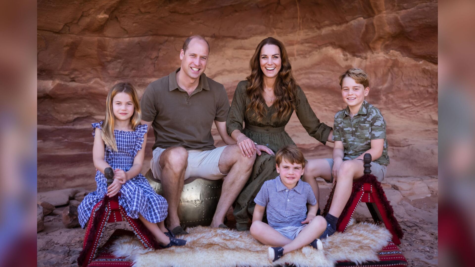 <p>Prince William and Catherine, Duchess of Cambridge shared a family photo used for this year's official Christmas card.</p>