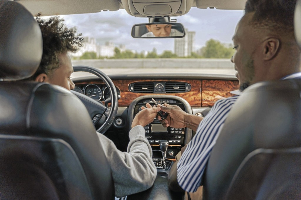 7 Guidelines For Teens Learning To Drive