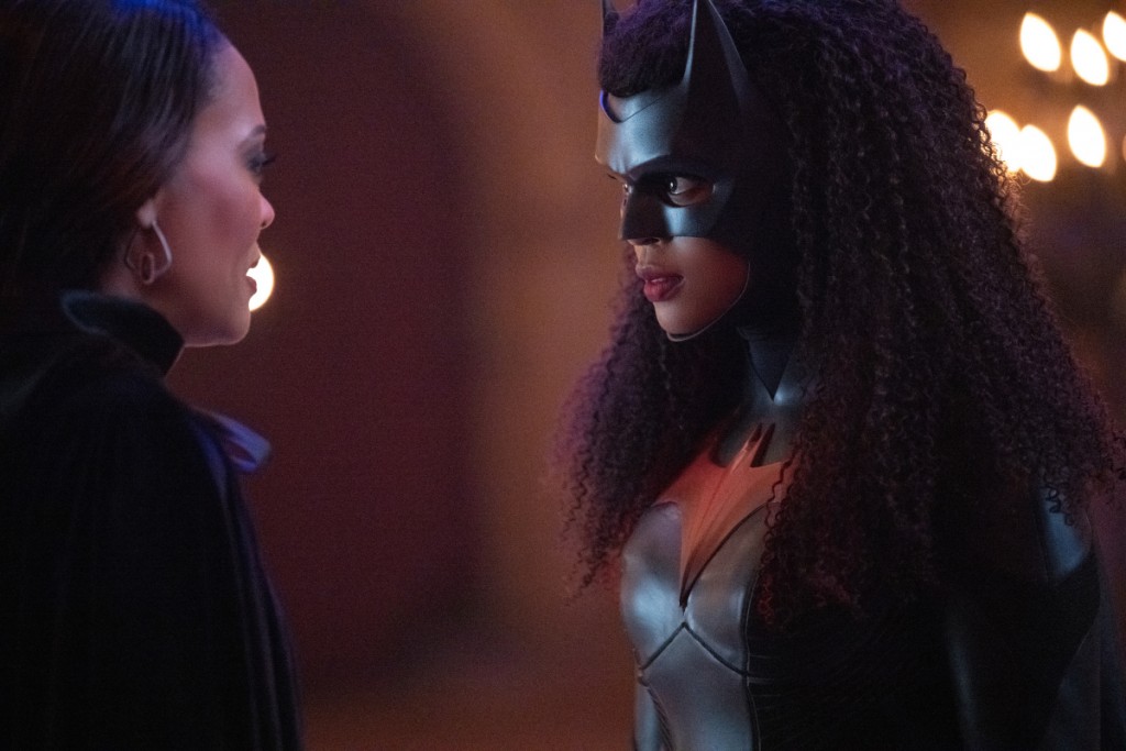 9pm: Batwoman “we’re All Mad Here”