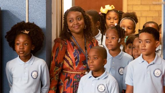 ‘inventing Anna’ Is Shonda Rhimes’ Drama Of A Grifter Who Fleeced The New York Party Elite