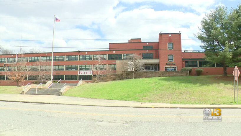Student With Loaded Gun Was Reported By Classmates After Social Media Posts