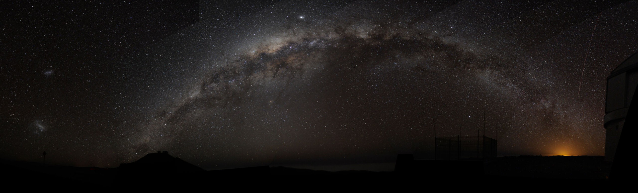<p><span class="attribution"><a class="source" href="http://www.eso.org/public/images/milkyway/">Bruno Gilli/ESO</a>, <a class="license" href="http://creativecommons.org/licenses/by/4.0/">CC BY</a></span></p>