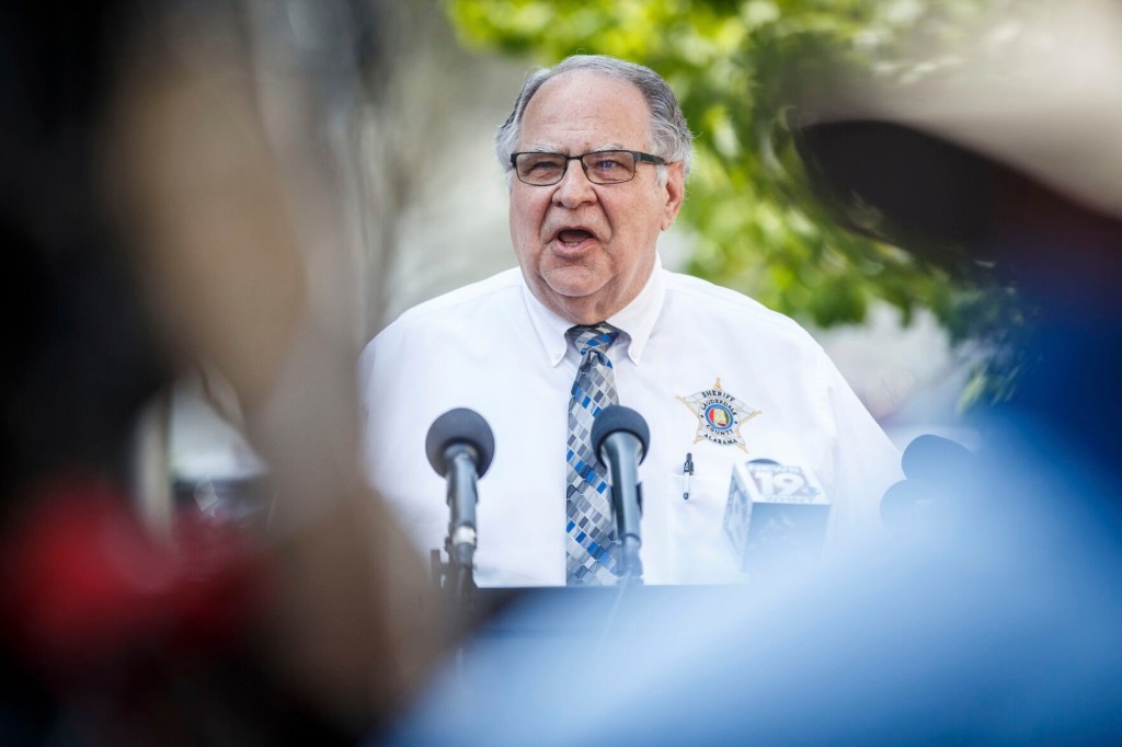 Jail Official Visited Inmate In Prison Months Before Escape