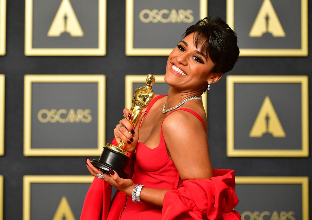 Oscar Winner Ariana Debose Will Host The 2022 Tony Awards