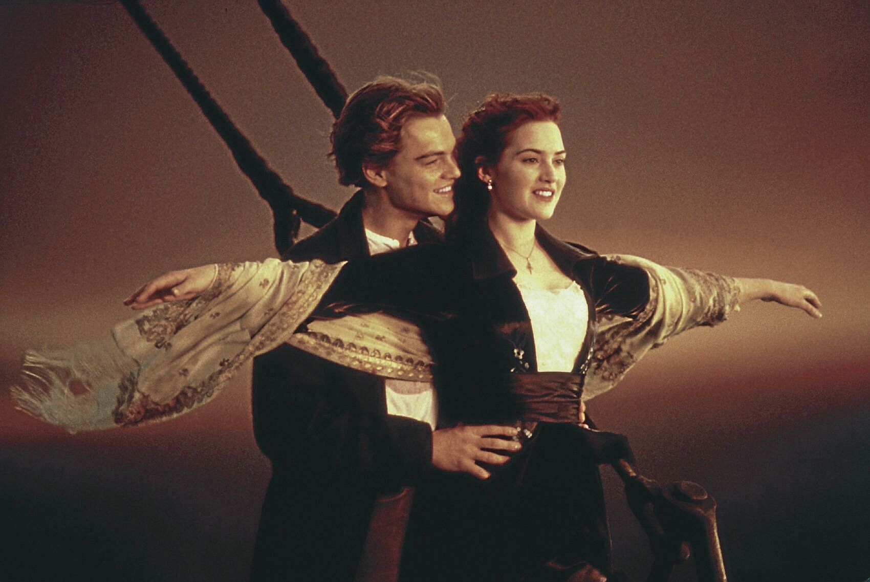 <p>“Titanic” was the first DVD to sell one million copies.</p>