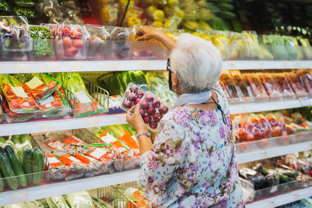 As More Coupons Move Online, Older And Low Income Shoppers Get Left Out